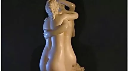 แม่ BBW บนเข่าของเธอให้ blowjob ดู วีดีโอ หนัง โป็