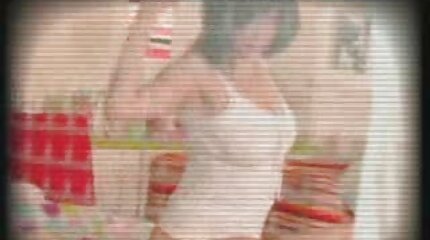 ทางบ้านอมควยดูดด้วยปาก