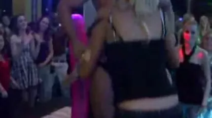 สาวอ้วนชำนาญโค้งสำหรับเพศที่ดี วีดีโอ เอ็ ก เกาหลี